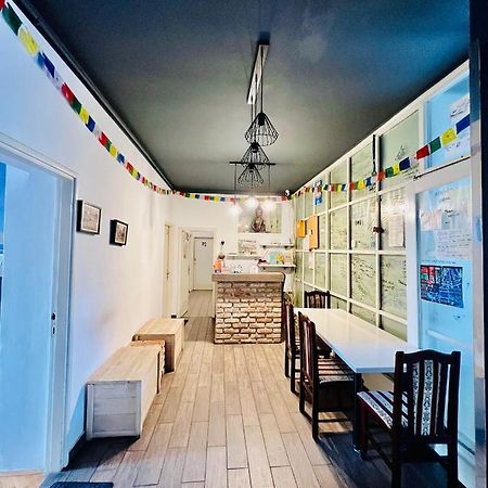 Bishnu Hostel Zagreb Bagian luar foto