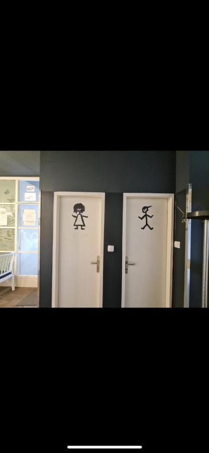 Bishnu Hostel Zagreb Bagian luar foto