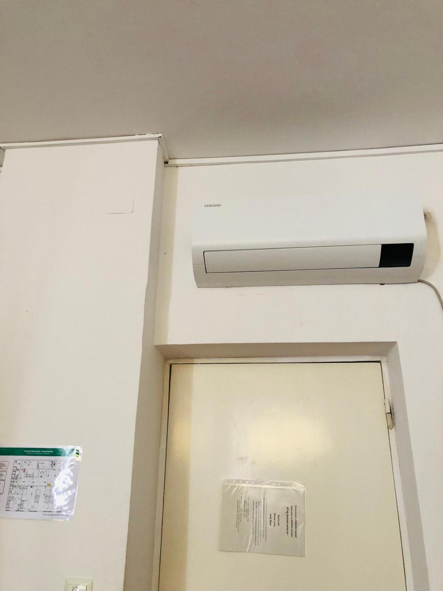 Bishnu Hostel Zagreb Bagian luar foto